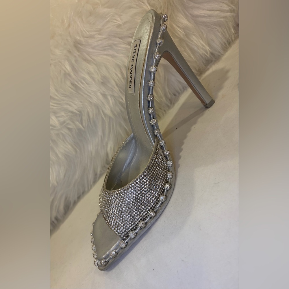 Steve Madden Silver Rhinestone Heels 8.5